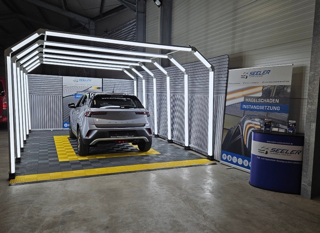 LED Lichttunnel für Automobilbranche - Tuning Floor